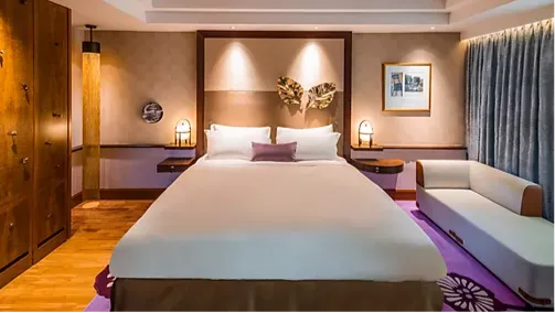 Prestige Family Suite (Separate Bedroom & Living Area), 1 King Size Bed